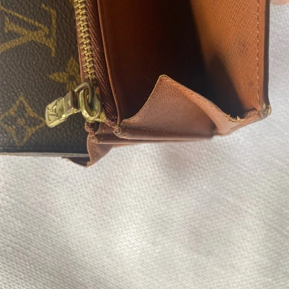 Louis Vuitton Sarah monogram wallet - Picture 12 of 15